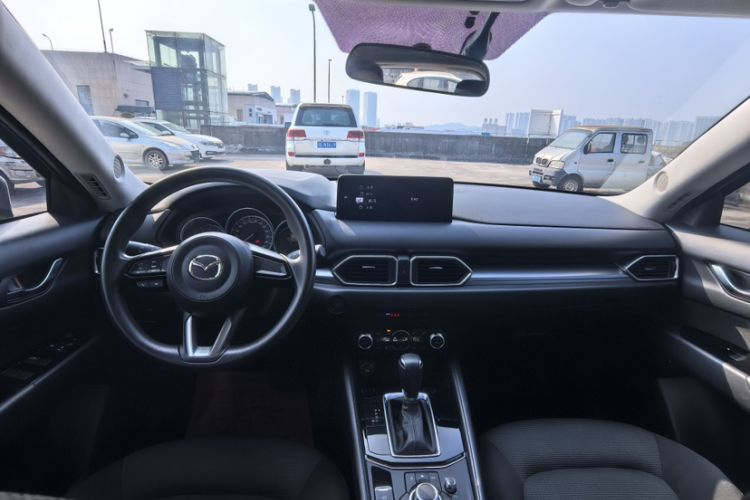 Used Mazda CX-5 2024 2.0L Automatic Two-Wheel Drive Comfort Version Interior 2