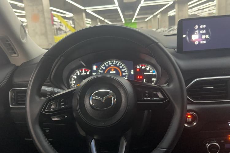 Used Mazda CX-5 2024 2.0L Automatic Two-Wheel Drive ZhiShang Version Interior 3