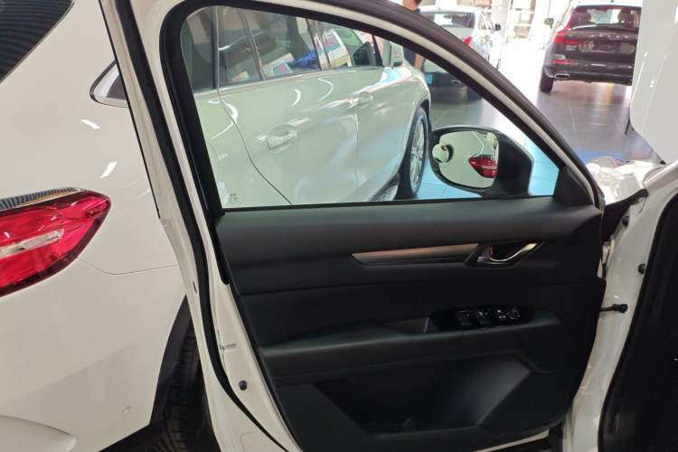 Used Mazda CX-5 2024 2.0L Automatic Two-Wheel Drive Comfort Version Left Front Door Interior