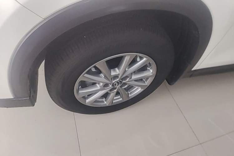 Used Mazda CX-5 2024 2.0L Automatic Two-Wheel Drive Comfort Version Left Front Wheel Hub