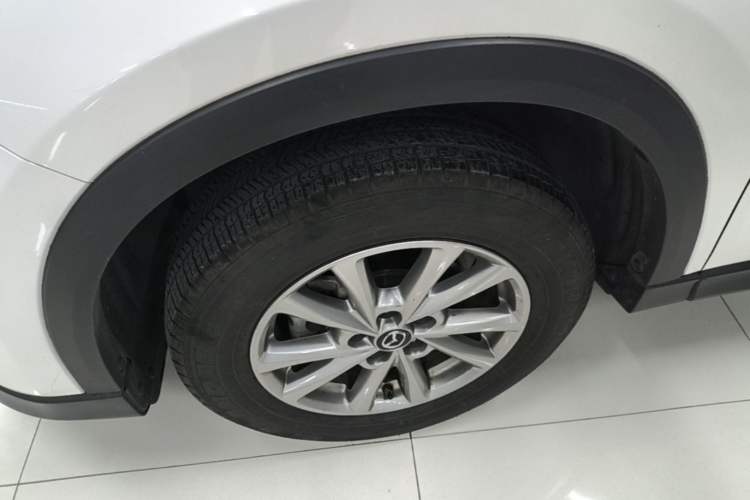 Used Mazda CX-5 2024 2.0L Automatic Two-Wheel Drive Comfort Version Left Front Wheel Hub