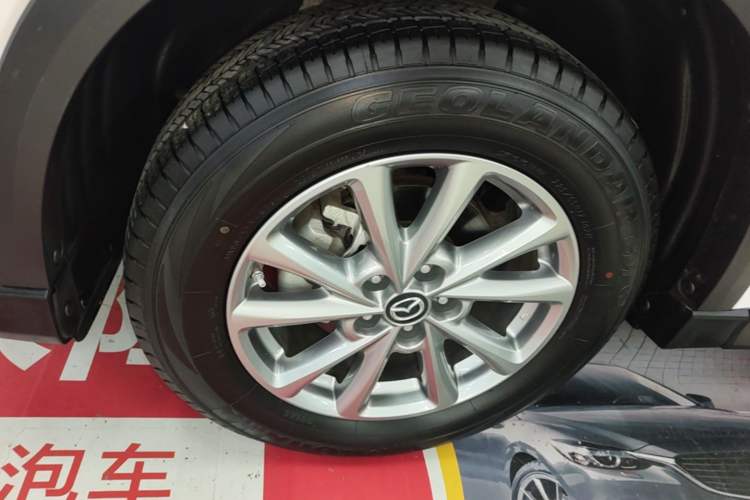 Used Mazda CX-5 2024 2.0L Automatic Two-Wheel Drive Comfort Version Left Front Wheel Hub