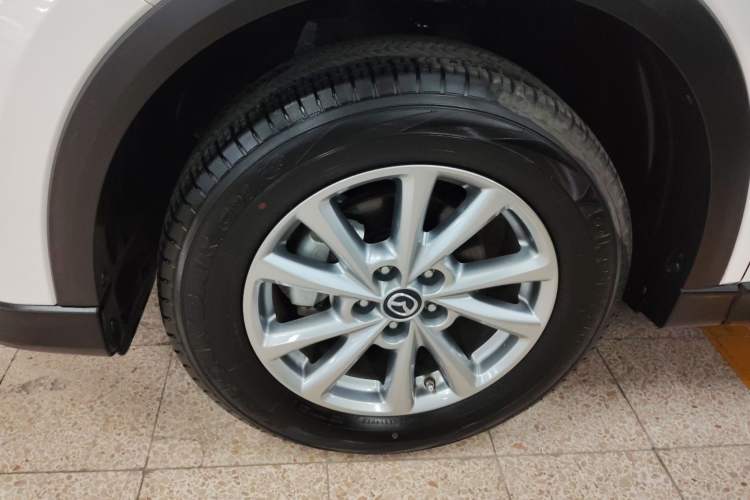Used Mazda CX-5 2024 2.0L Automatic Two-Wheel Drive Comfort Version Left Front Wheel Hub