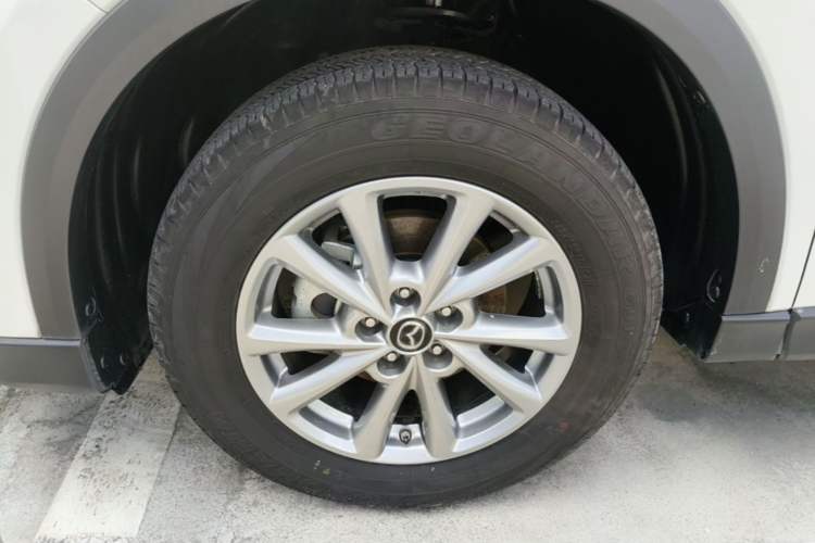 Used Mazda CX-5 2024 2.0L Automatic Two-Wheel Drive Comfort Version Left Front Wheel Hub