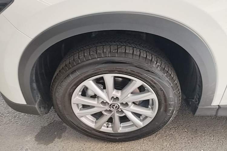 Used Mazda CX-5 2024 2.0L Automatic Two-Wheel Drive Comfort Version Left Front Wheel Hub