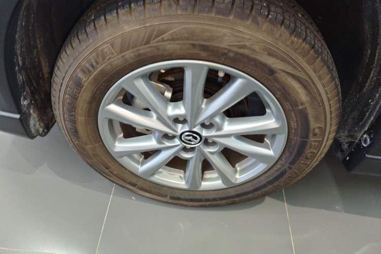 Used Mazda CX-5 2024 2.0L Automatic Two-Wheel Drive Comfort Version Left Front Wheel Hub