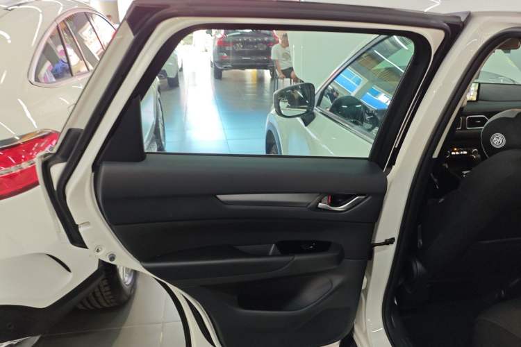 Used Mazda CX-5 2024 2.0L Automatic Two-Wheel Drive Comfort Version Left Rear Door Interior