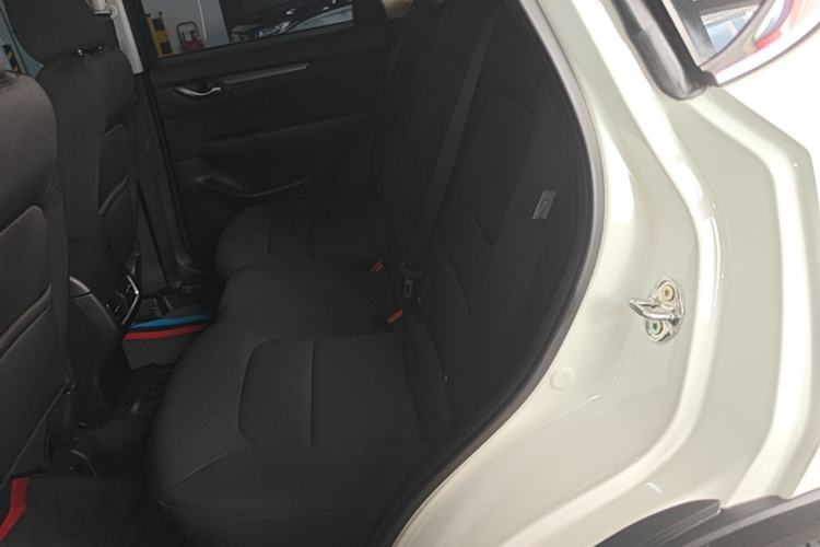 Used Mazda CX-5 2024 2.0L Automatic Two-Wheel Drive Comfort Version Left Rear Seat