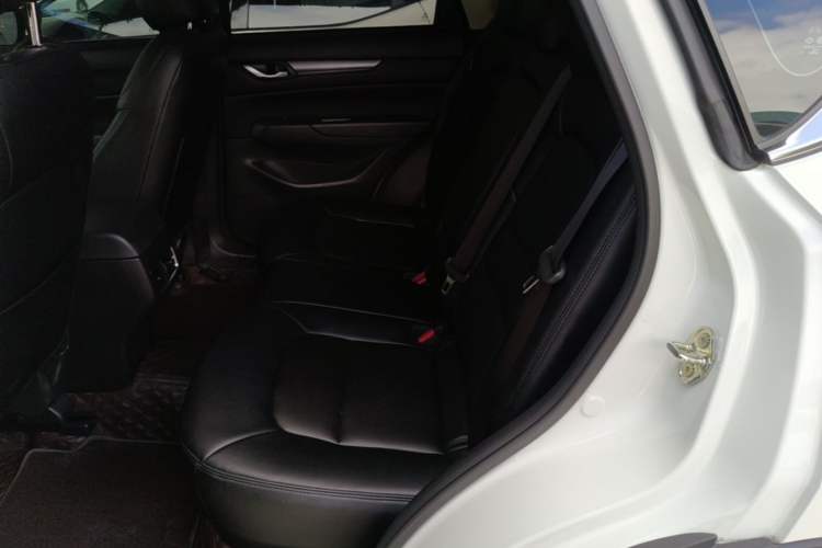 Used Mazda CX-5 2024 2.0L Automatic Two-Wheel Drive Comfort Version Left Rear Seat