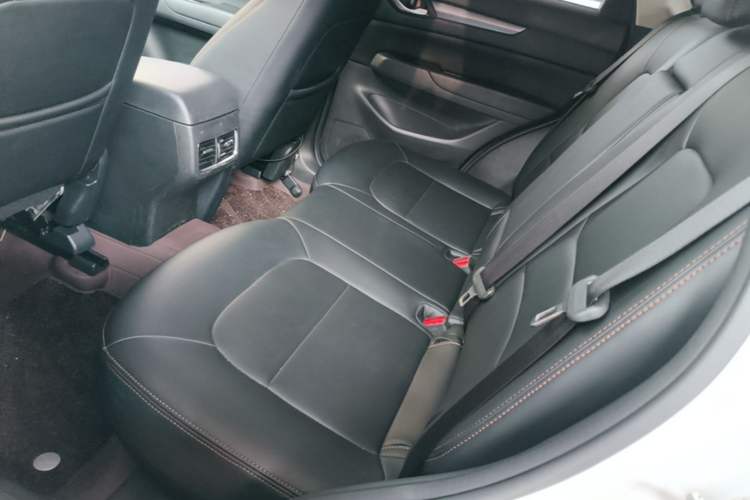 Used Mazda CX-5 2024 2.0L Automatic Two-Wheel Drive Comfort Version Left Rear Seat