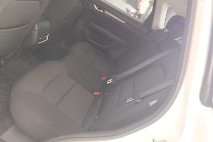 Used Mazda CX-5 2024 2.0L Automatic Two-Wheel Drive Comfort Version Left Rear Seat