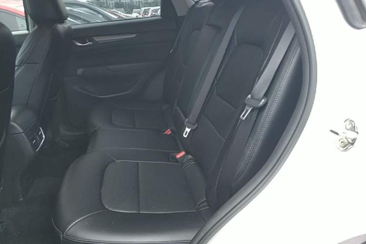 Used Mazda CX-5 2024 2.0L Automatic Two-Wheel Drive Comfort Version Left Rear Seat