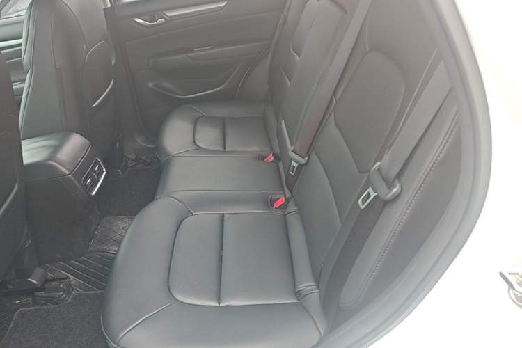 Used Mazda CX-5 2024 2.0L Automatic Two-Wheel Drive Comfort Version Left Rear Seat