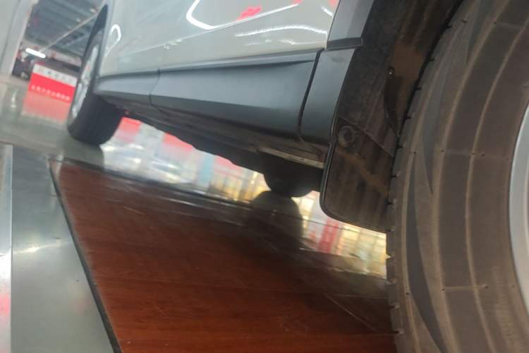 Used Mazda CX-5 2024 2.0L Automatic Two-Wheel Drive ZhiShang Version Left Side Sill