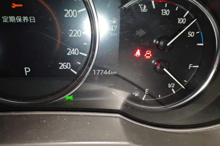 Used Mazda CX-5 2024 2.0L Automatic Two-Wheel Drive ZhiShang Version Odometer Close Up