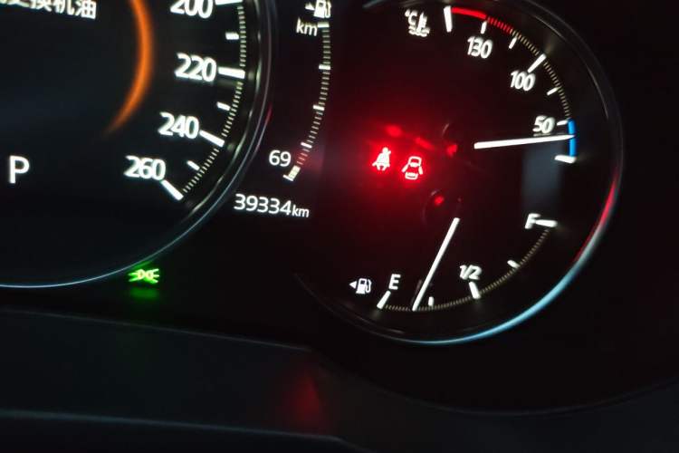 Used Mazda CX-5 2024 2.0L Automatic Two-Wheel Drive ZhiShang Version Odometer Close Up