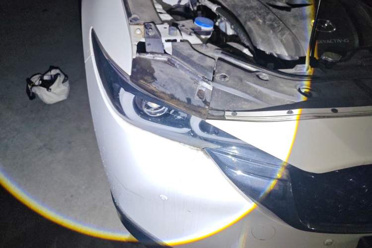 Used Mazda CX-5 2024 2.0L Automatic Two-Wheel Drive ZhiShang Version Right Front Headlight