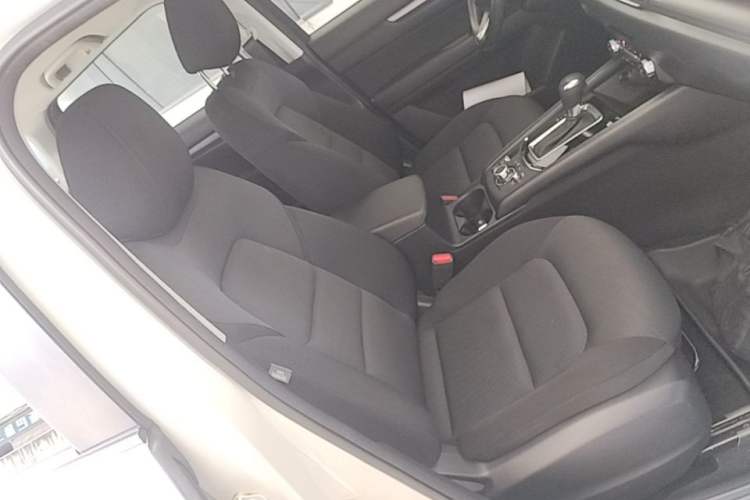 Used Mazda CX-5 2024 2.0L Automatic Two-Wheel Drive Comfort Version Right Front Seat