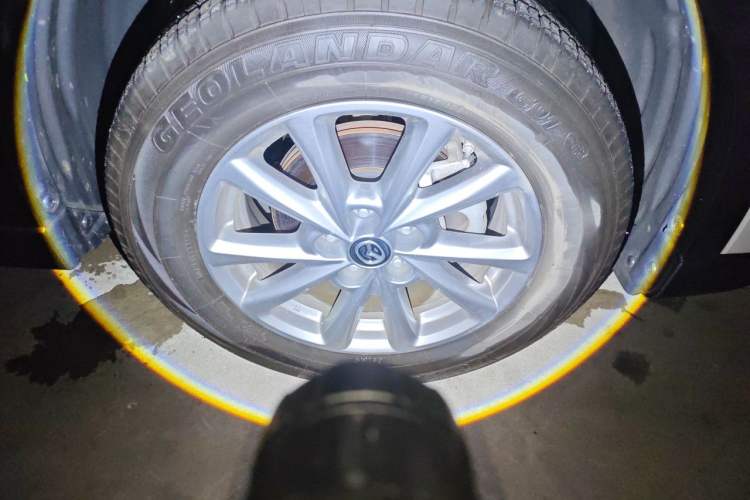 Used Mazda CX-5 2024 2.0L Automatic Two-Wheel Drive ZhiShang Version Right Front Wheel Hub