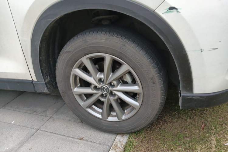 Used Mazda CX-5 2024 2.0L Automatic Two-Wheel Drive Comfort Version Right Front Wheel Hub