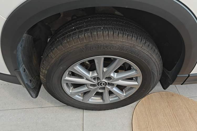 Used Mazda CX-5 2024 2.0L Automatic Two-Wheel Drive Comfort Version Right Rear Wheel Hub