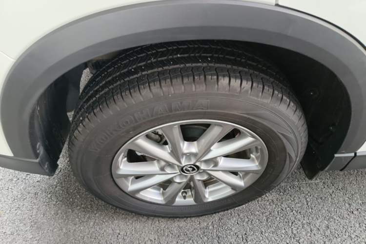 Used Mazda CX-5 2024 2.0L Automatic Two-Wheel Drive Comfort Version Right Rear Wheel Hub