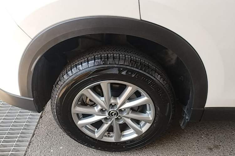 Used Mazda CX-5 2024 2.0L Automatic Two-Wheel Drive Comfort Version Right Rear Wheel Hub
