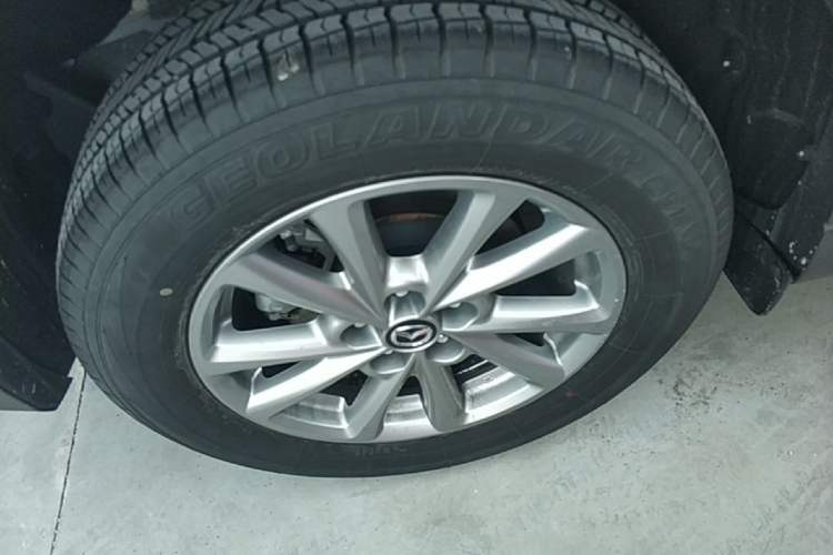 Used Mazda CX-5 2024 2.0L Automatic Two-Wheel Drive Comfort Version Right Rear Wheel Hub