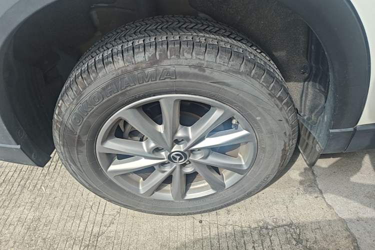 Used Mazda CX-5 2024 2.0L Automatic Two-Wheel Drive Comfort Version Right Rear Wheel Hub