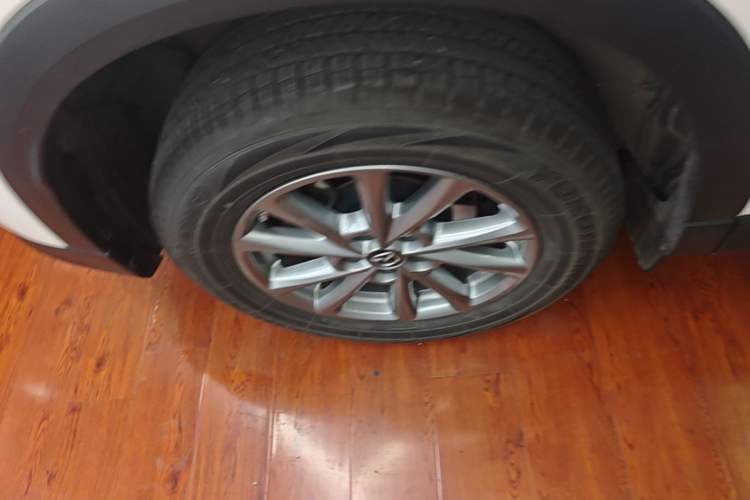 Used Mazda CX-5 2024 2.0L Automatic Two-Wheel Drive ZhiShang Version Right Rear Wheel Hub