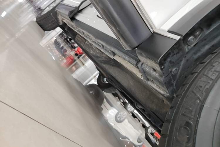 Used Mazda CX-5 2024 2.0L Automatic Two-Wheel Drive ZhiShang Pro Right Side Sill