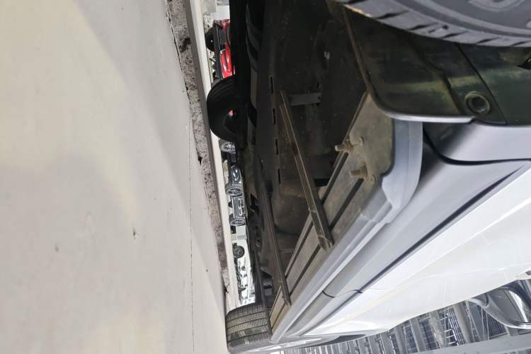 Used Mazda CX-5 2024 2.0L Automatic Two-Wheel Drive ZhiShang Pro Right Side Sill