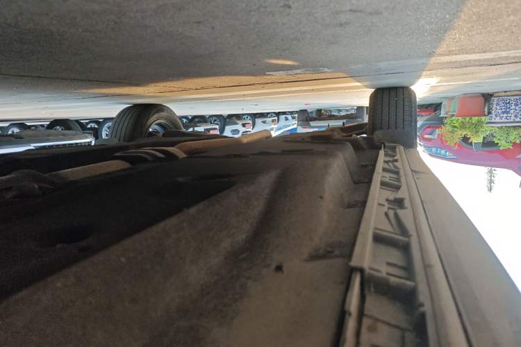 Used Mazda CX-5 2024 2.0L Automatic Two-Wheel Drive ZhiShang Version Right Side Sill