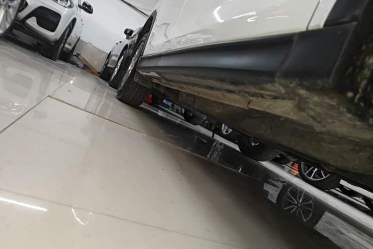Used Mazda CX-5 2024 2.0L Automatic Two-Wheel Drive ZhiShang Version Right Side Sill