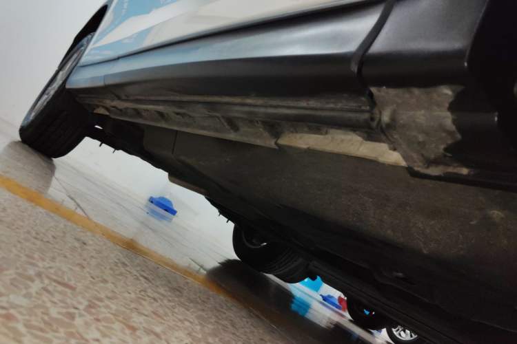 Used Mazda CX-5 2024 2.0L Automatic Two-Wheel Drive Comfort Version Right Side Sill