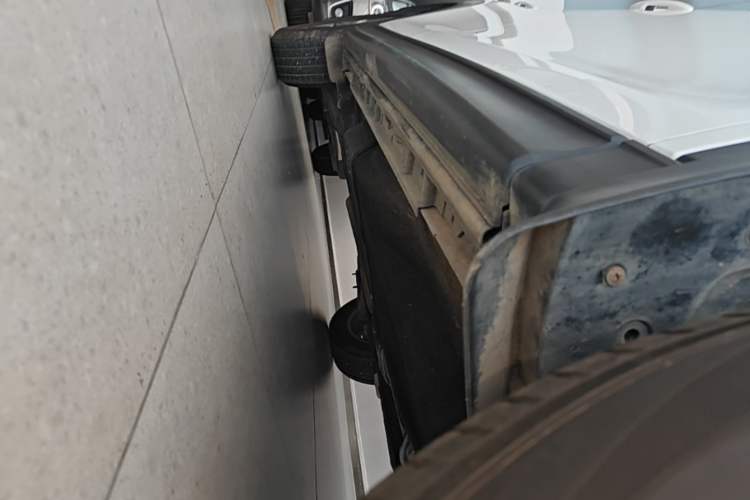 Used Mazda CX-5 2024 2.0L Automatic Two-Wheel Drive Comfort Version Right Side Sill
