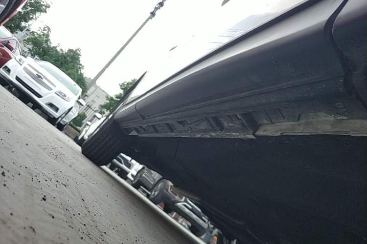 Used Mazda CX-5 2024 2.0L Automatic Two-Wheel Drive Comfort Version Right Side Sill