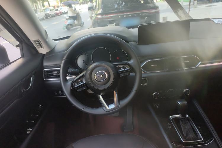 Used Mazda CX-5 2024 2.0L Automatic Two-Wheel Drive Zhiya Pro Steering Wheel