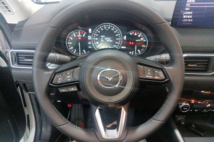 Used Mazda CX-5 2024 2.0L Automatic Two-Wheel Drive ZhiShang Version Steering Wheel