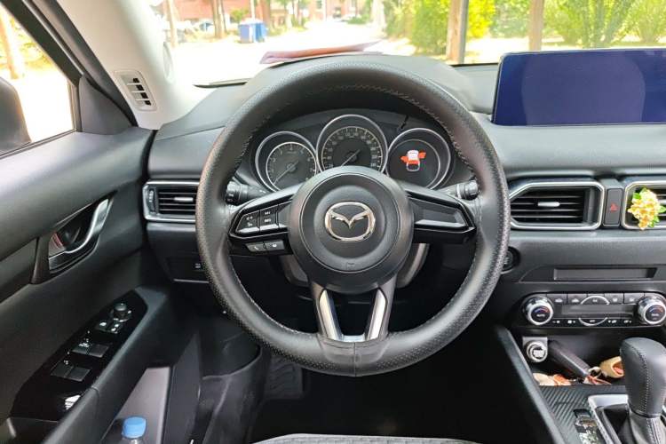 Used Mazda CX-5 2024 2.0L Automatic Two-Wheel Drive Comfort Version Steering Wheel
