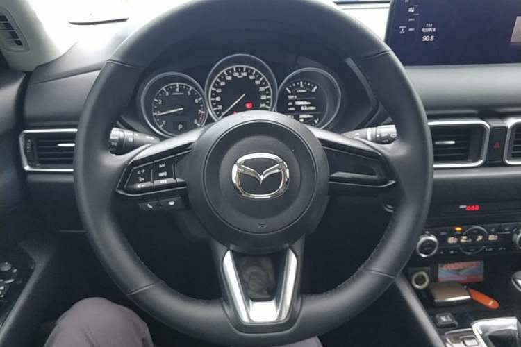 Used Mazda CX-5 2024 2.0L Automatic Two-Wheel Drive Comfort Version Steering Wheel