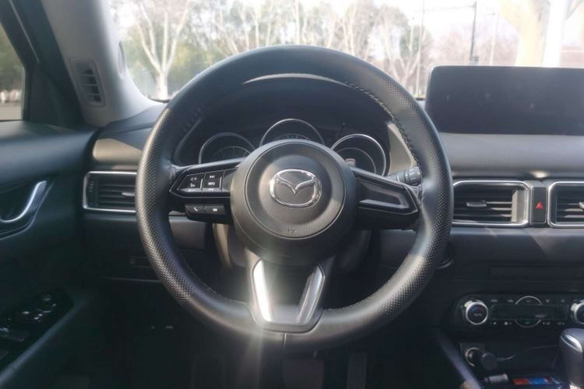 Used Mazda CX-5 2024 2.0L Automatic Two-Wheel Drive Comfort Version Steering Wheel