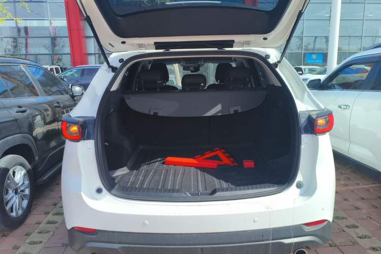 Used Mazda CX-5 2024 2.0L Automatic Two-Wheel Drive Comfort Version Trunk