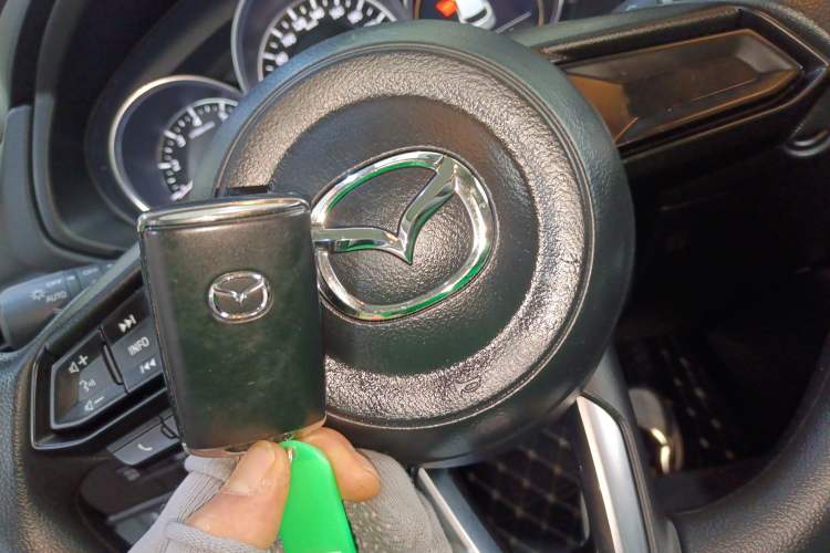 Used Mazda CX-5 2024 2.0L Automatic Two-Wheel Drive Comfort Version Vehicle Key