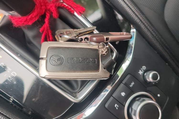 Used Mazda CX-5 2024 2.0L Automatic Two-Wheel Drive ZhiShang Pro Vehicle Key