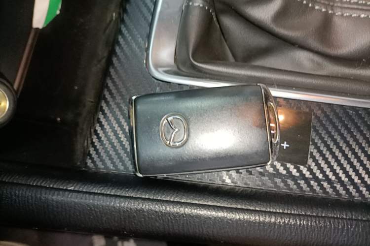 Used Mazda CX-5 2024 2.0L Automatic Two-Wheel Drive Comfort Version Vehicle Key
