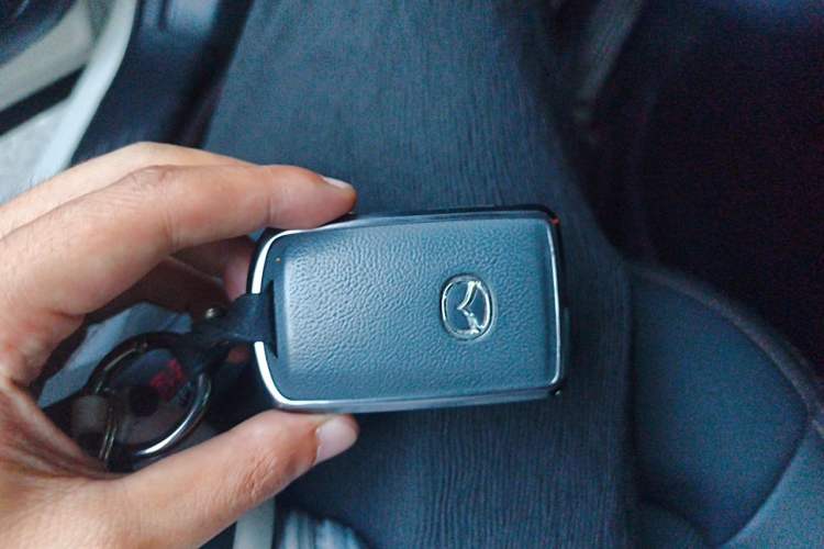 Used Mazda CX-5 2024 2.5L Automatic Two-Wheel Drive ZhiZun Version Vehicle Key