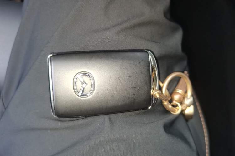 Used Mazda CX-5 2024 2.0L Automatic Two-Wheel Drive Comfort Version Vehicle Key