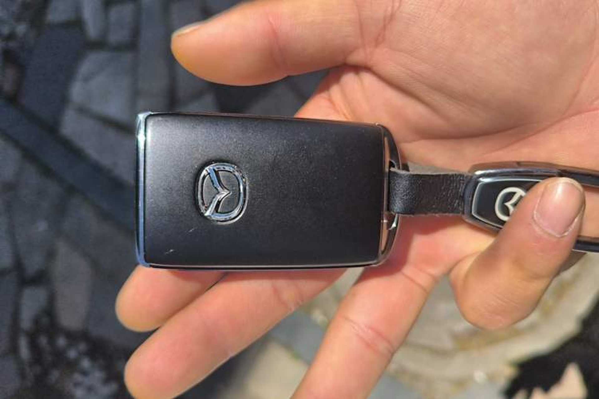 Used Mazda CX-5 2024 2.0L Automatic Two-Wheel Drive Comfort Version Vehicle Key