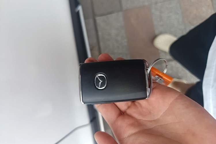 Used Mazda CX-5 2024 2.0L Automatic Two-Wheel Drive ZhiShang Version Vehicle Key
